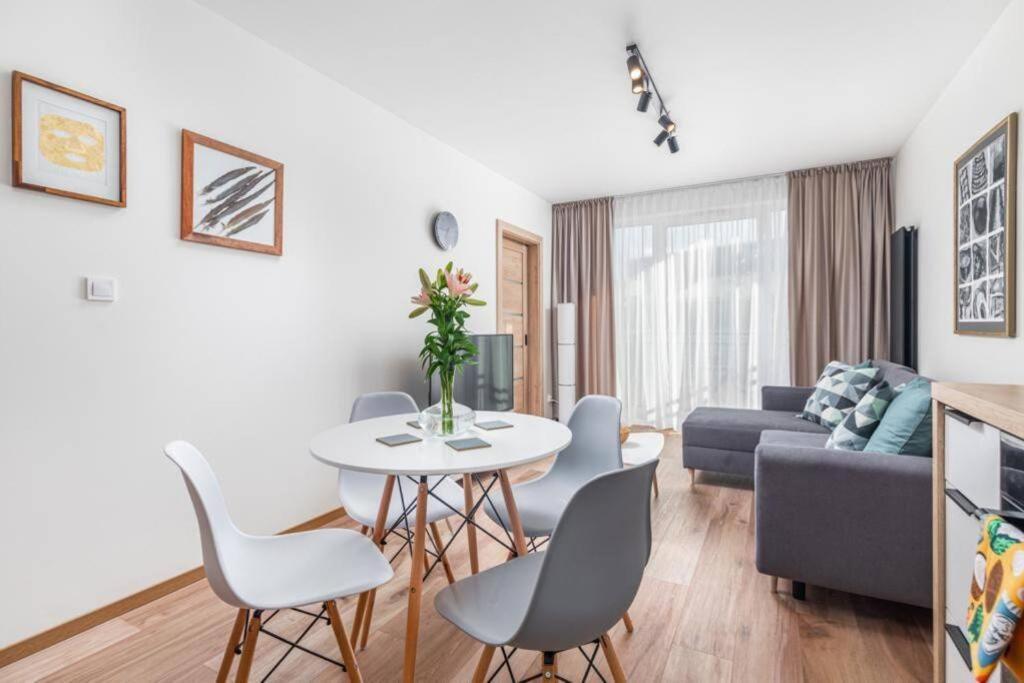 Modern Riverside Apartment With Free Parking Space Szczecin Zewnętrze zdjęcie