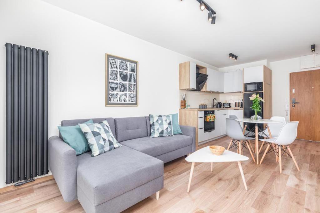 Modern Riverside Apartment With Free Parking Space Szczecin Zewnętrze zdjęcie